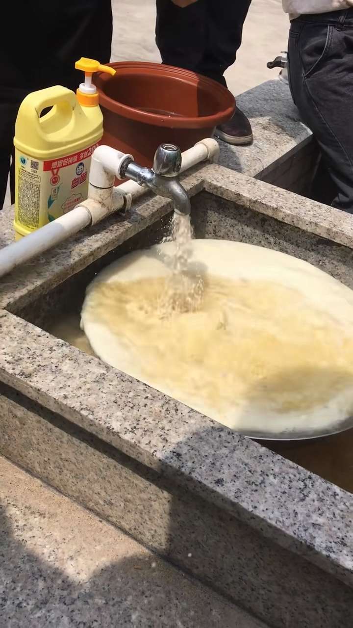 看看农村自来水管,你觉得这样的水健康吗