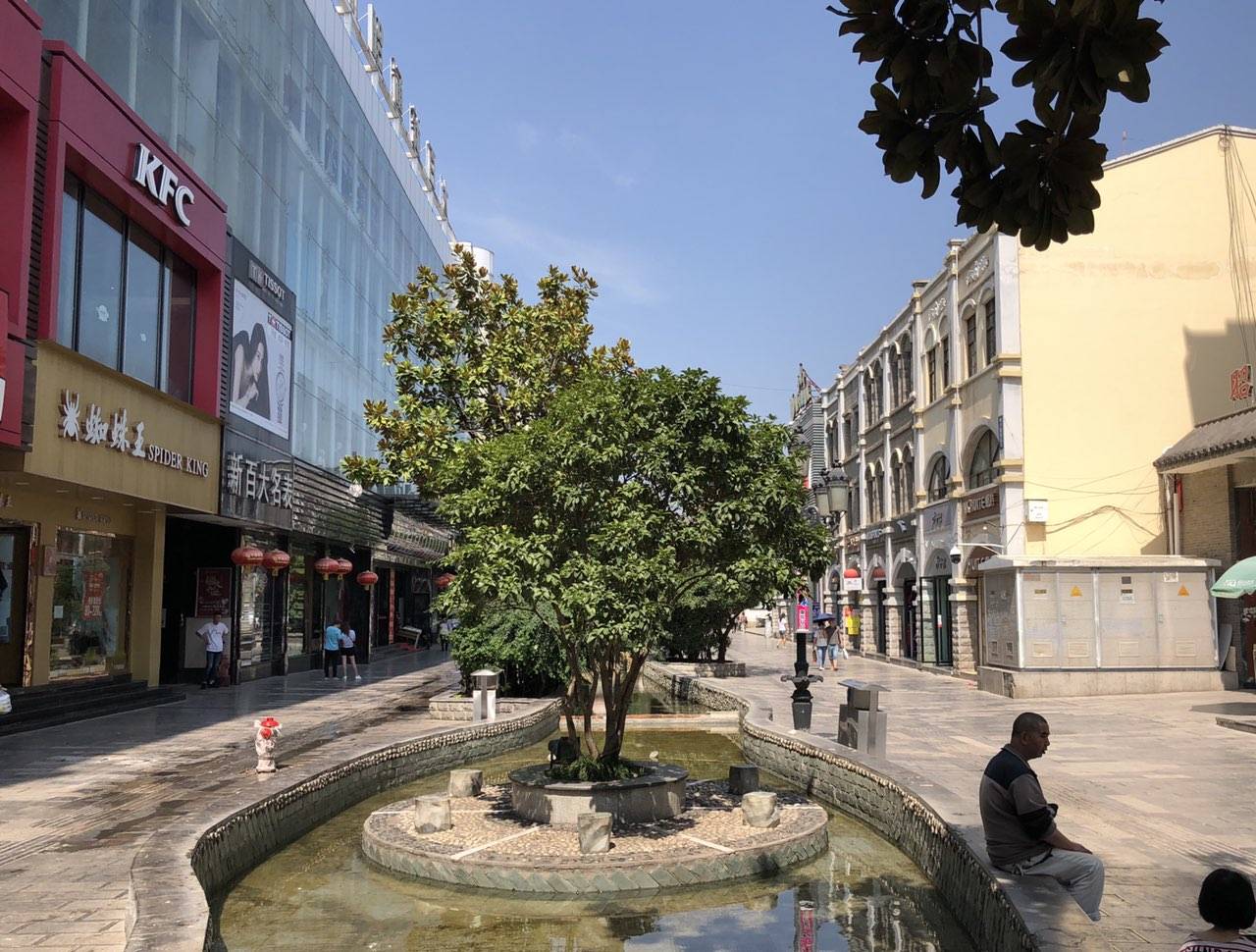 避暑昭通游古城古城位居城核心恢复重建心良苦胜似宜宾护名城但愿名城