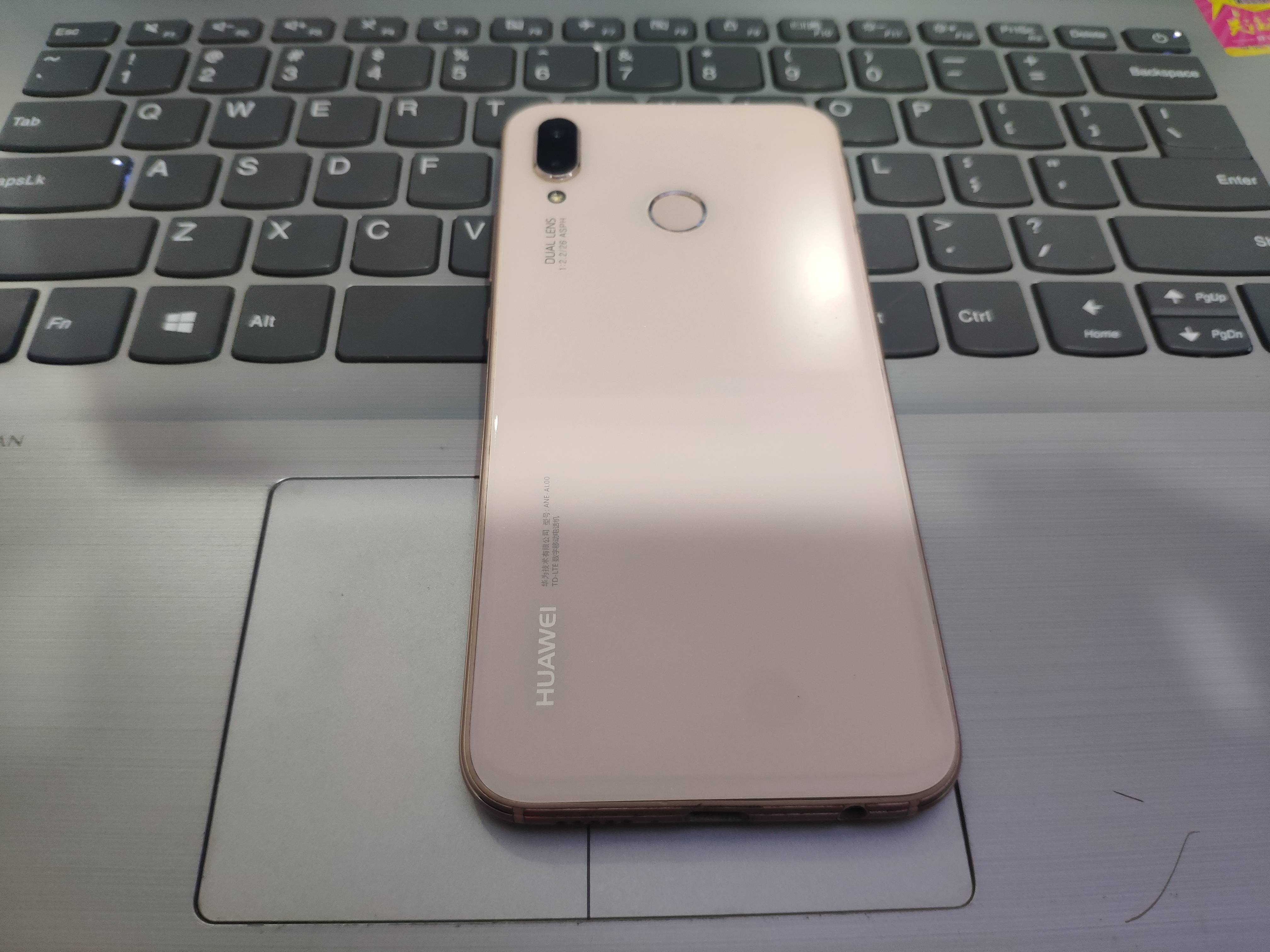 华为安卓手机 p20青春版nova3e 128g 外爆小花机